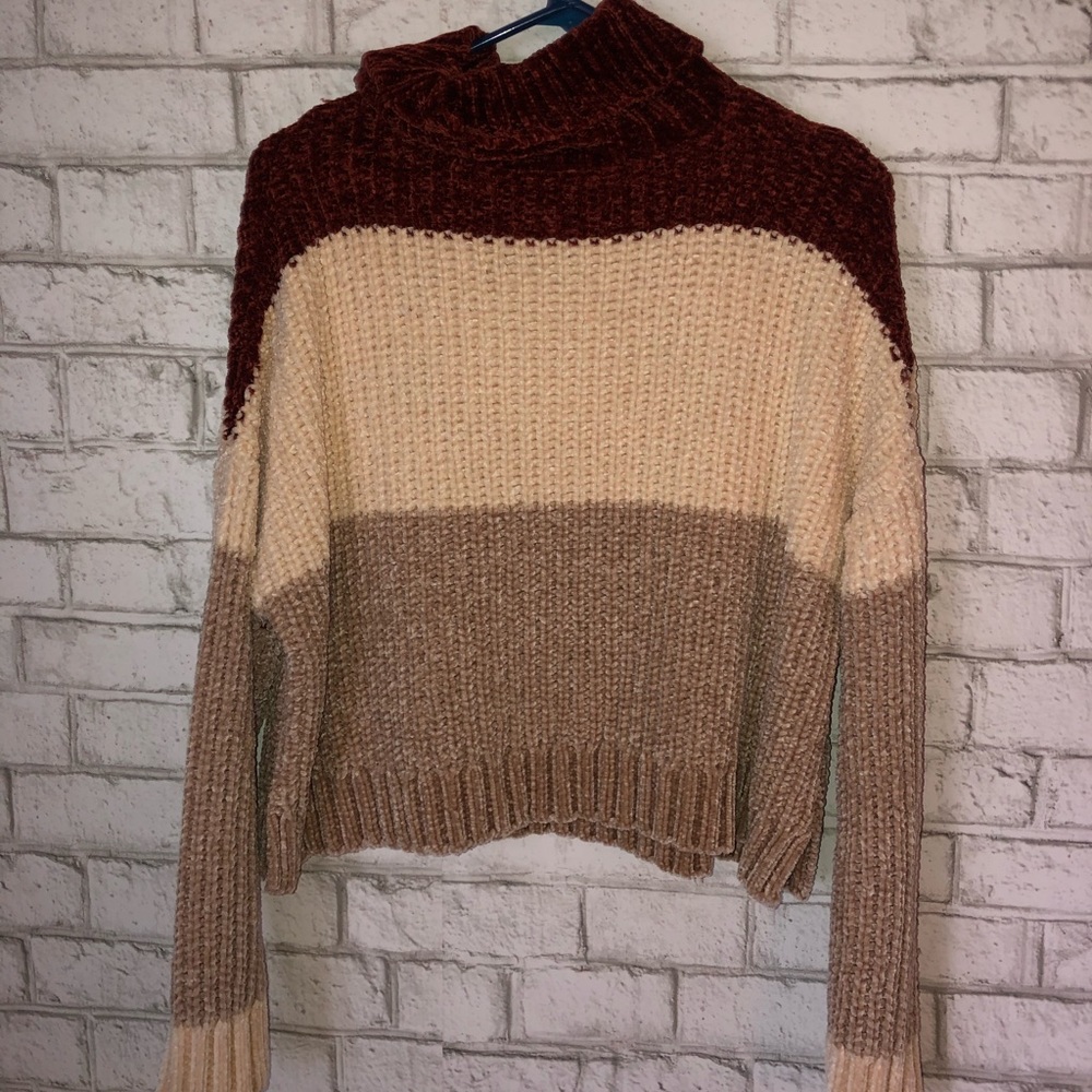 Velvet striped sweater!